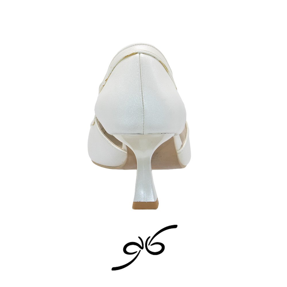 کفش بغل باز مینیمال