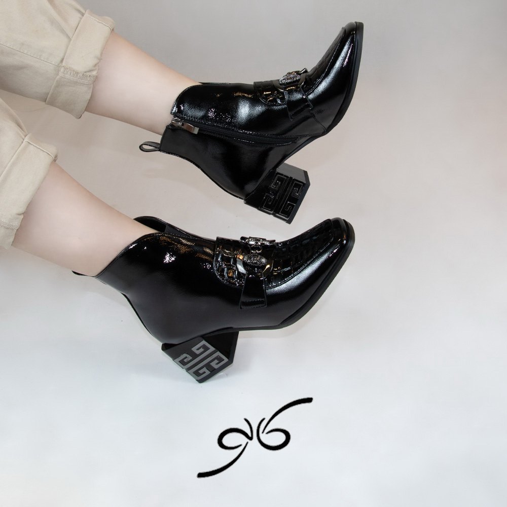 کفش زنانه پاشنه مربعی