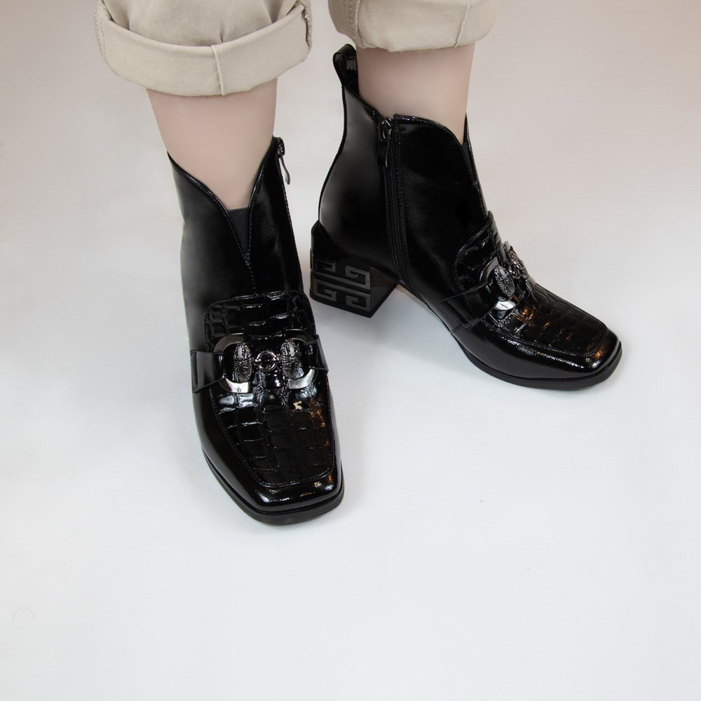 کفش زنانه پاشنه مربعی