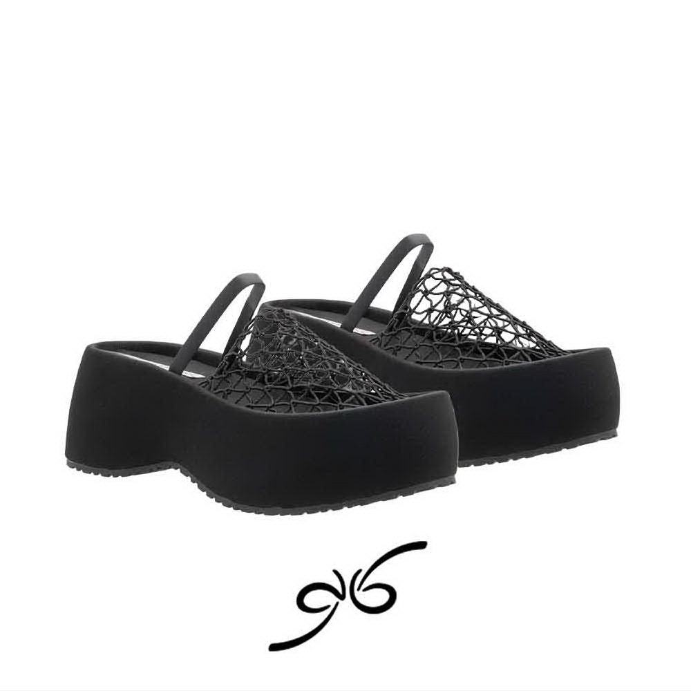 کفش توری لژدار زنانه