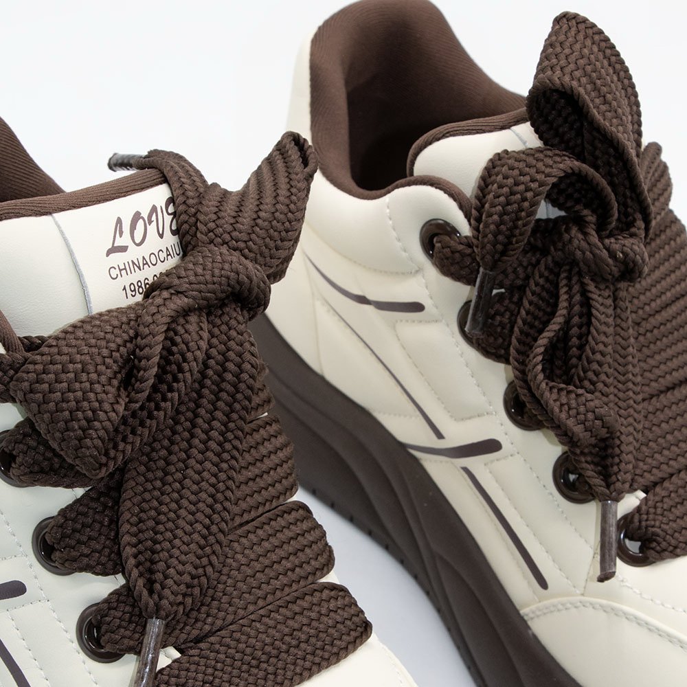 کتونی لژ دار وای جی