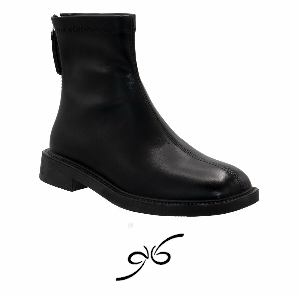 نیم بوت چرم زنانه دلرا