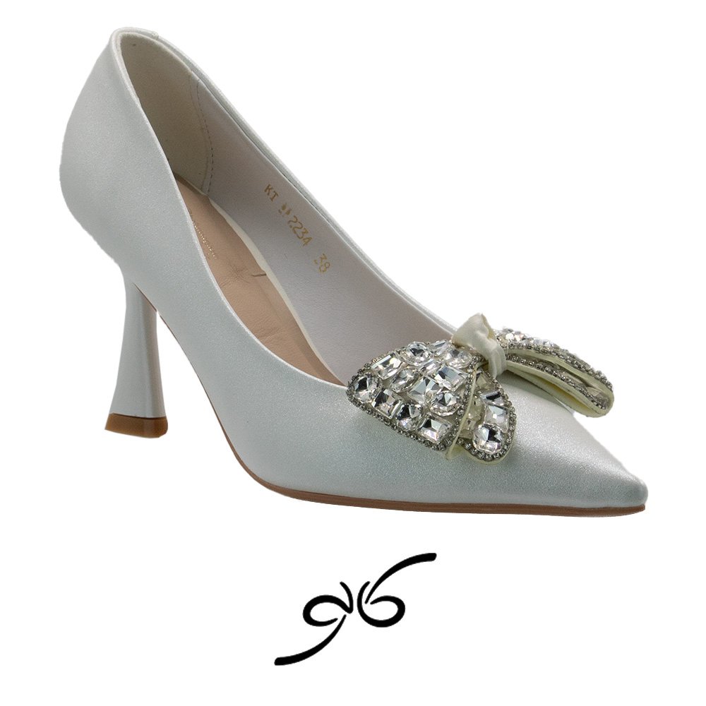 کفش زنانه نوک تیز فلاور