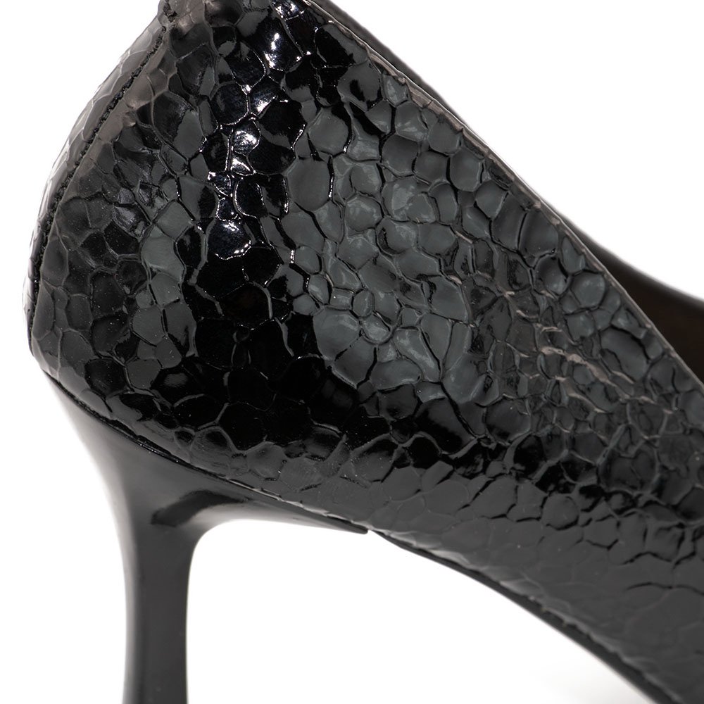 کفش نوک تیز مینیمال کالو