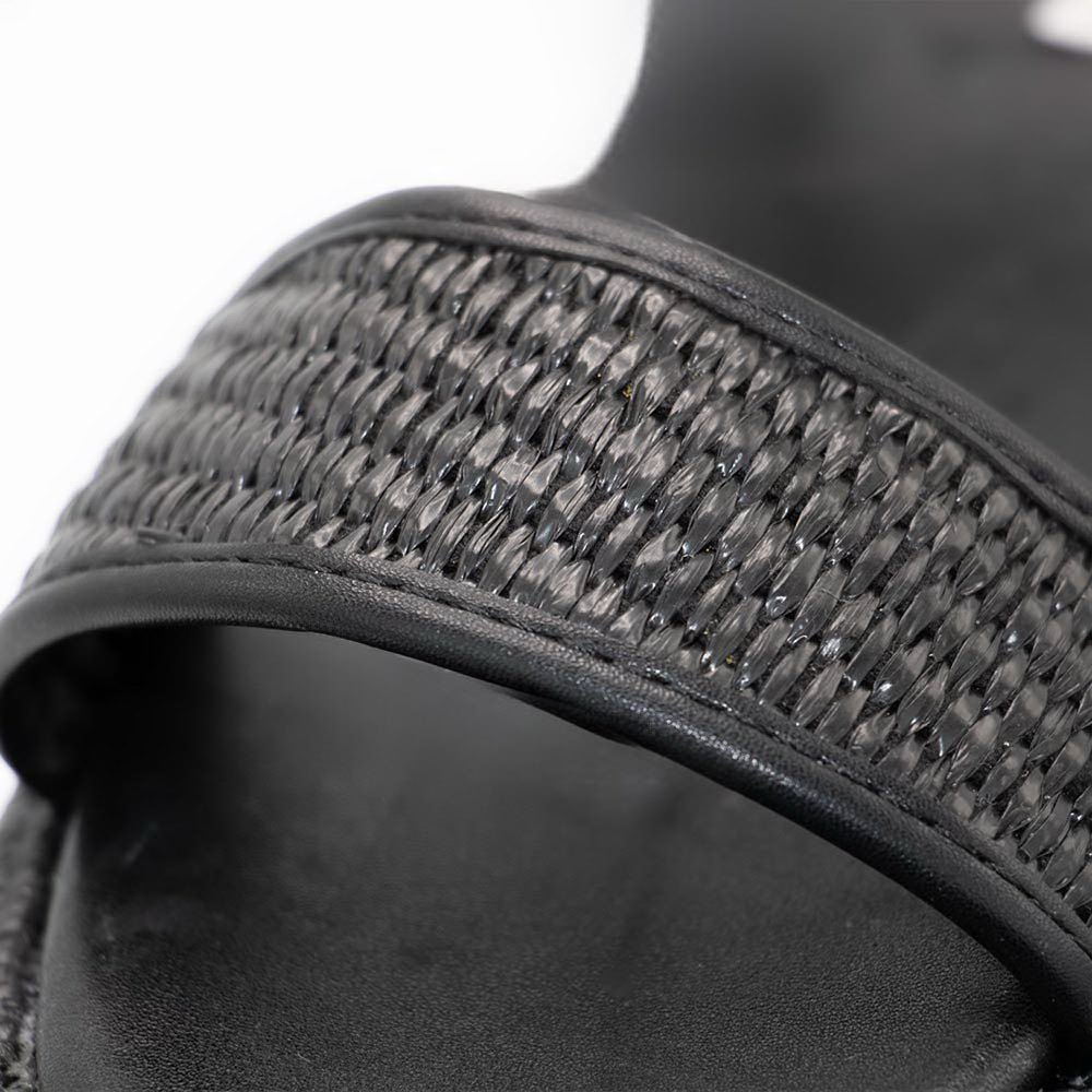 صندل زنانه حصیری پرادو