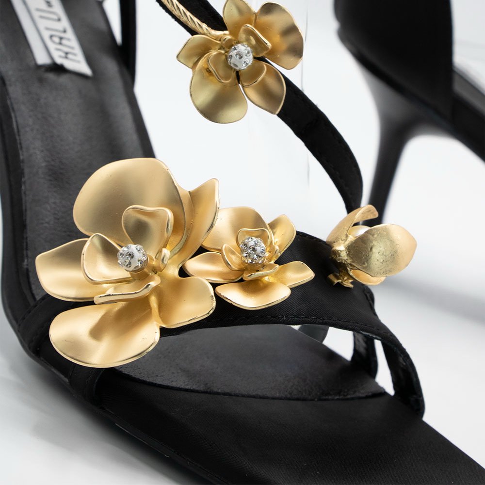 کفش پاشنه دار طلابی جیمی چو