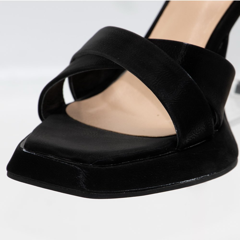 صندل پاشنه دار کالو اس